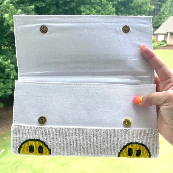 Emoji Smiley Face White Double Side Beaded Crossbody Clutch Handbag Bag NEW - Picture 4 of 8